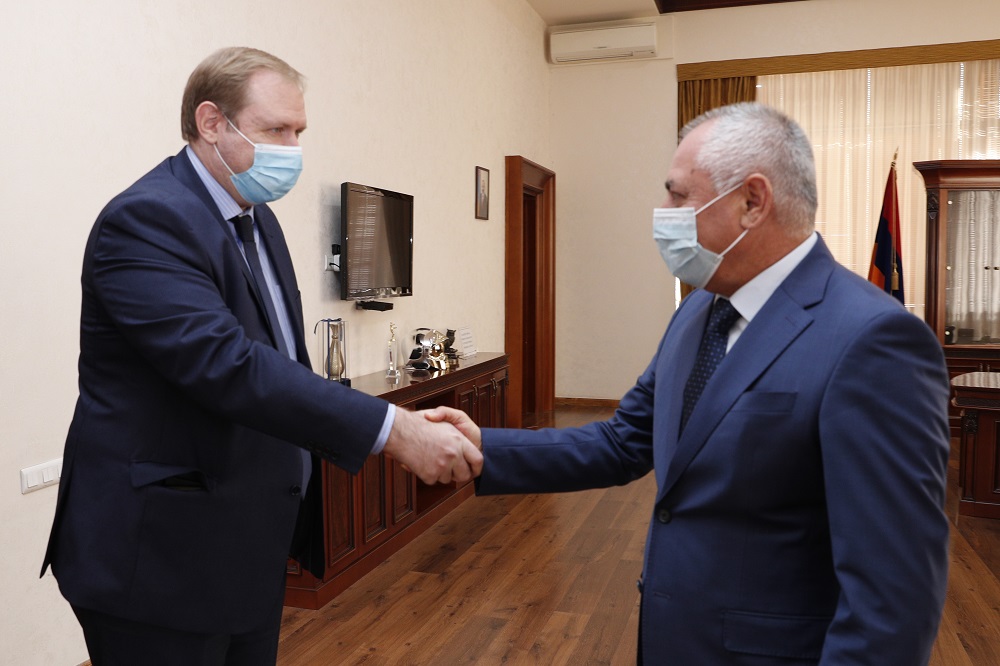 ԱԻ նախարար Անդրանիկ Փիլոյանն ընդունել է «Հարավկովկասյան երկաթուղի» ՓԲԸ գլխավոր տնօրենին