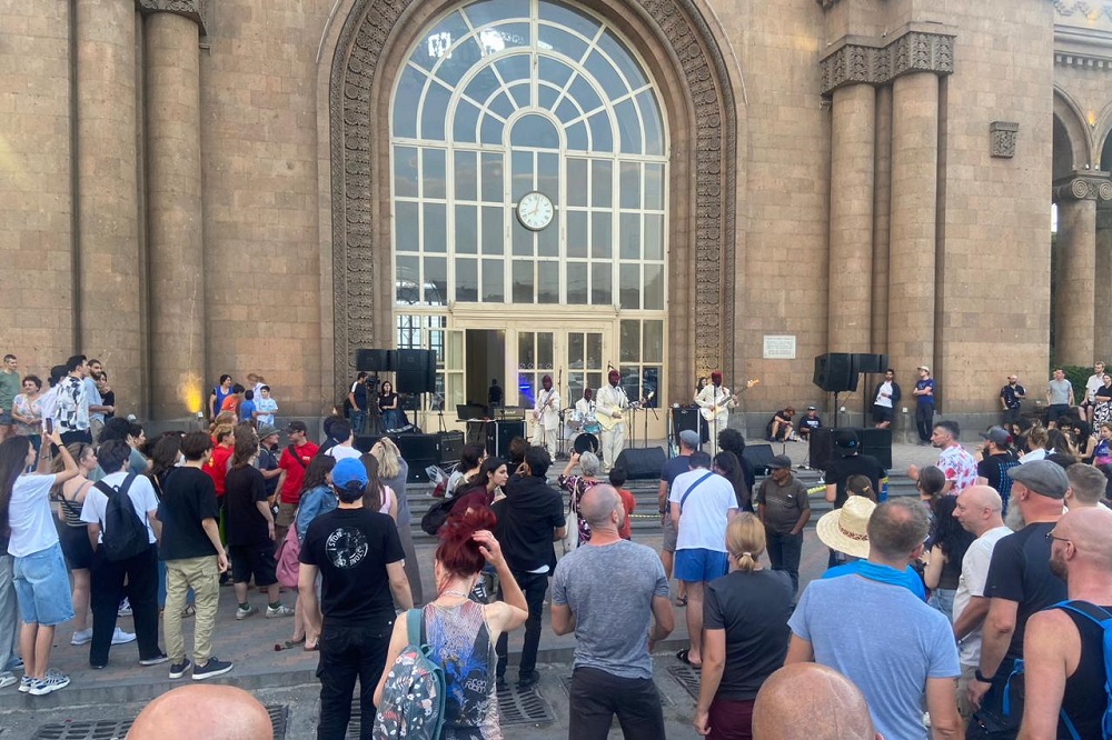 The first tourist train in Armenia