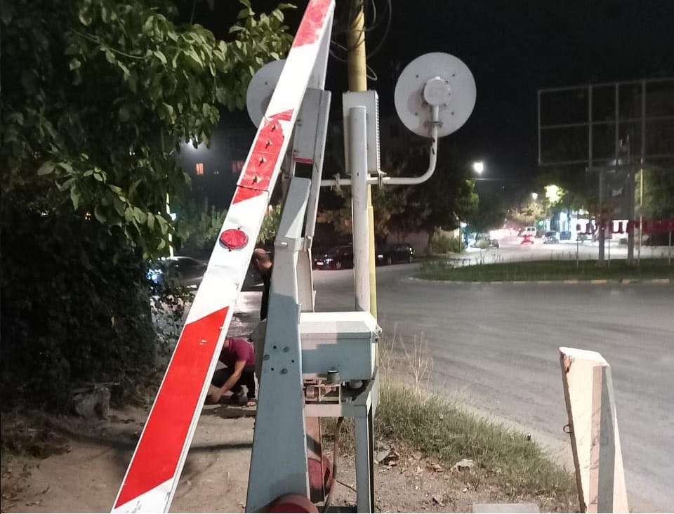 Բախում Արարատ քաղաքի երկաթուղային գծանցումում