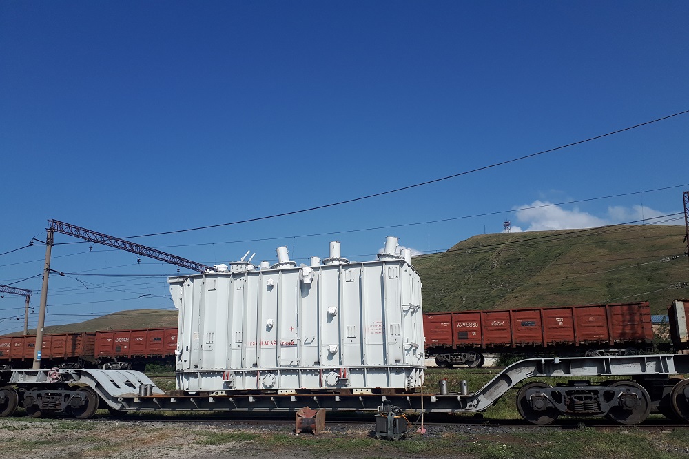 ՀԿԵ-ն շարունակում է իրականացնել վտանգավոր և չափազանց մեծ բեռների փոխադրումներ