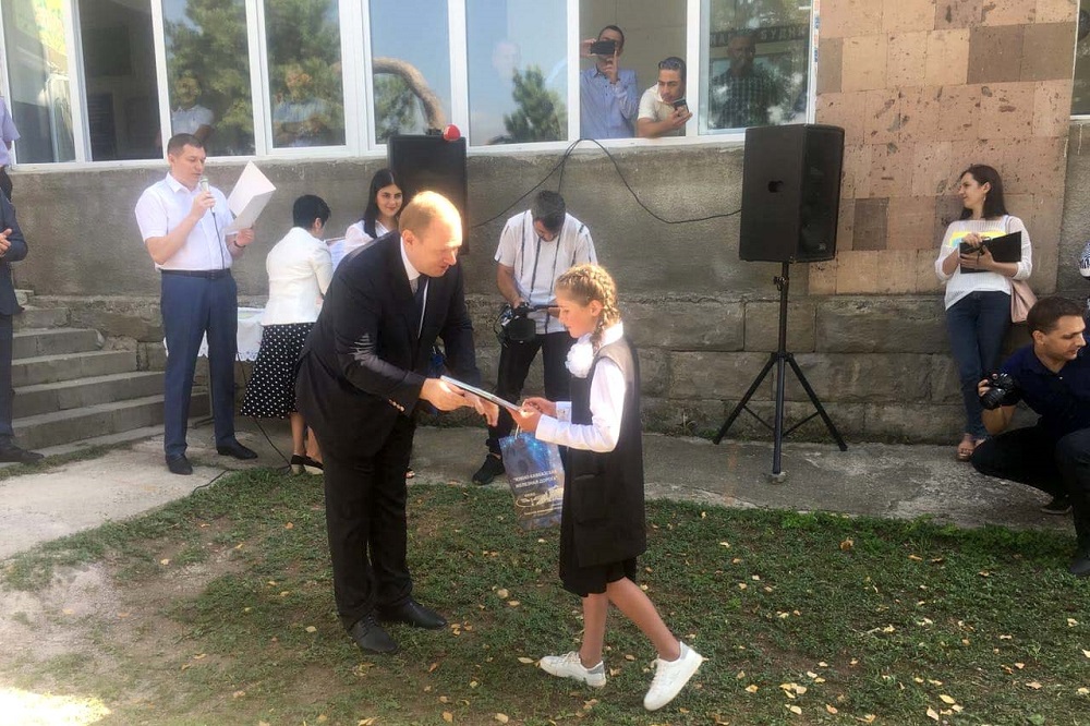 Նոր ուսումնական տարին մեկնարկեց երկաթուղայիններից ստացած նվերներից