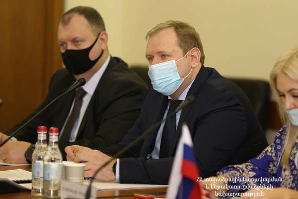 ՏԿԵ նախարարը ընդունել է ՌԴ տրանսպորտի նախարարի տեղակալի գլխավորած պատվիրակությունը