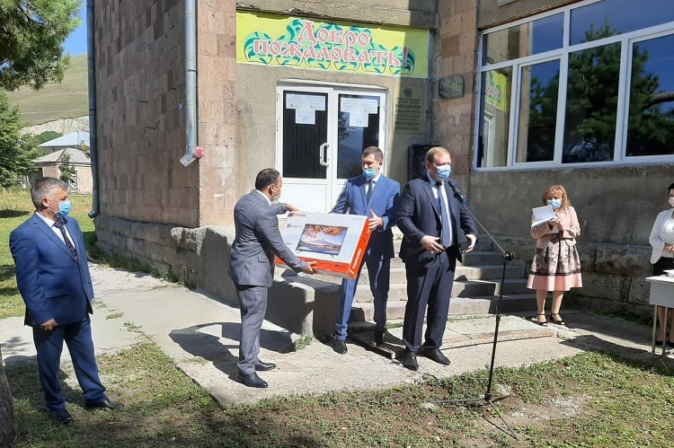 Նոր ուսումնական տարին մեկնարկեց երկաթուղայիններից ստացած նվերներով