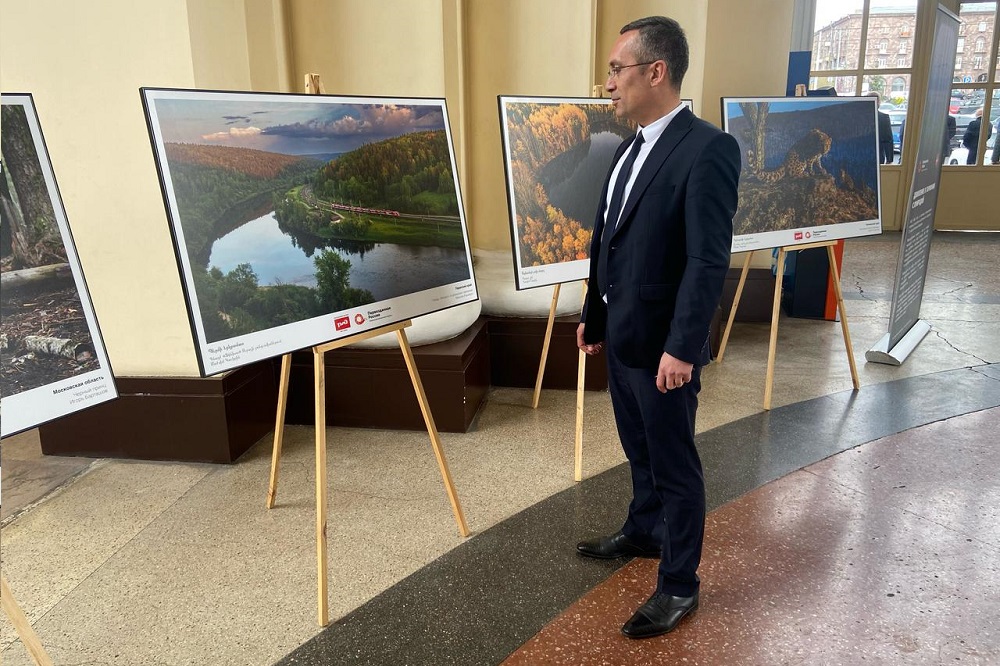 Photo exhibition “Pristine Russia” opened at Yerevan railway station