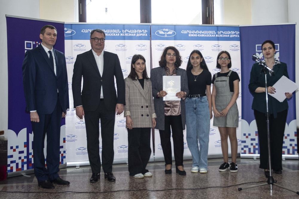 Հազարավոր գրքերի նվիրատվություն հայկական դպրոցներին ակցիա